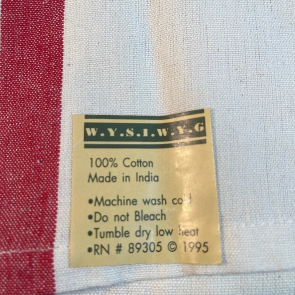 VTG 1995 W.Y.S.I.W.Y.G. Christmas 100% Cotton Napkins Set 4 Red Plaid Ornament